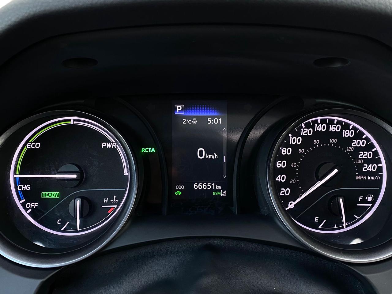 2024 Toyota Camry Hybrid SE UPGRADE | CLEAN CARFAX | LEATHER | SUNROOF Photo