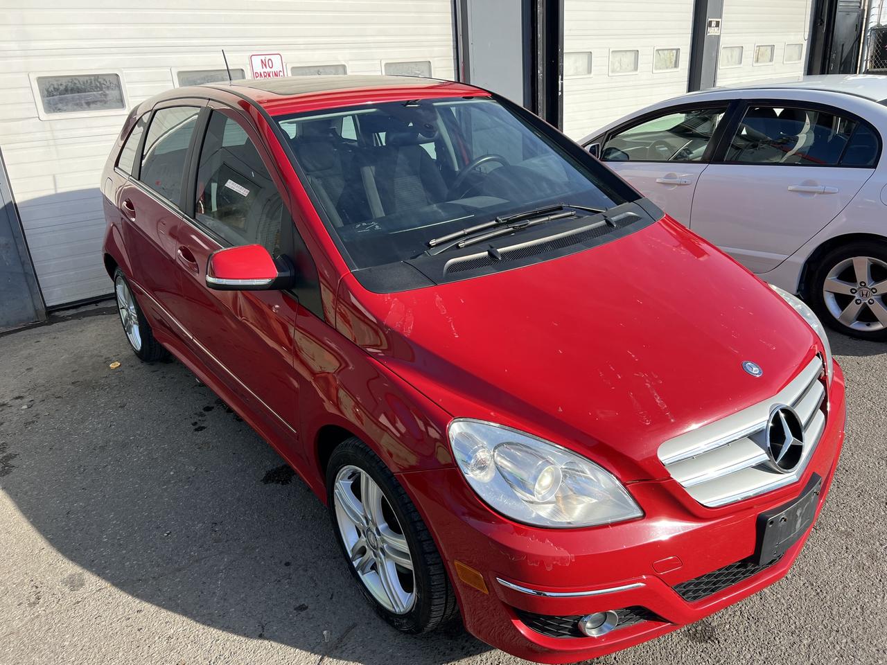 2011 Mercedes-Benz B-Class B200 Photo