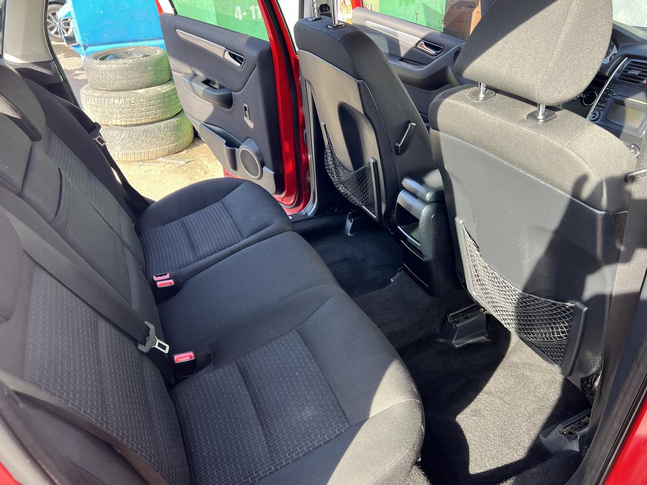 2011 Mercedes-Benz B-Class B200 Photo