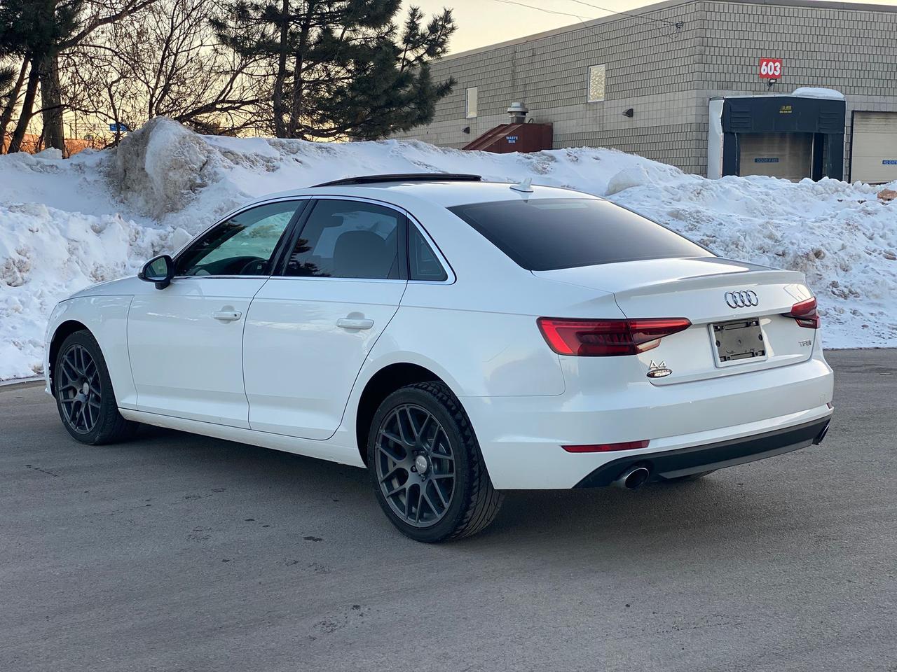 2017 Audi A4 Premium Photo4