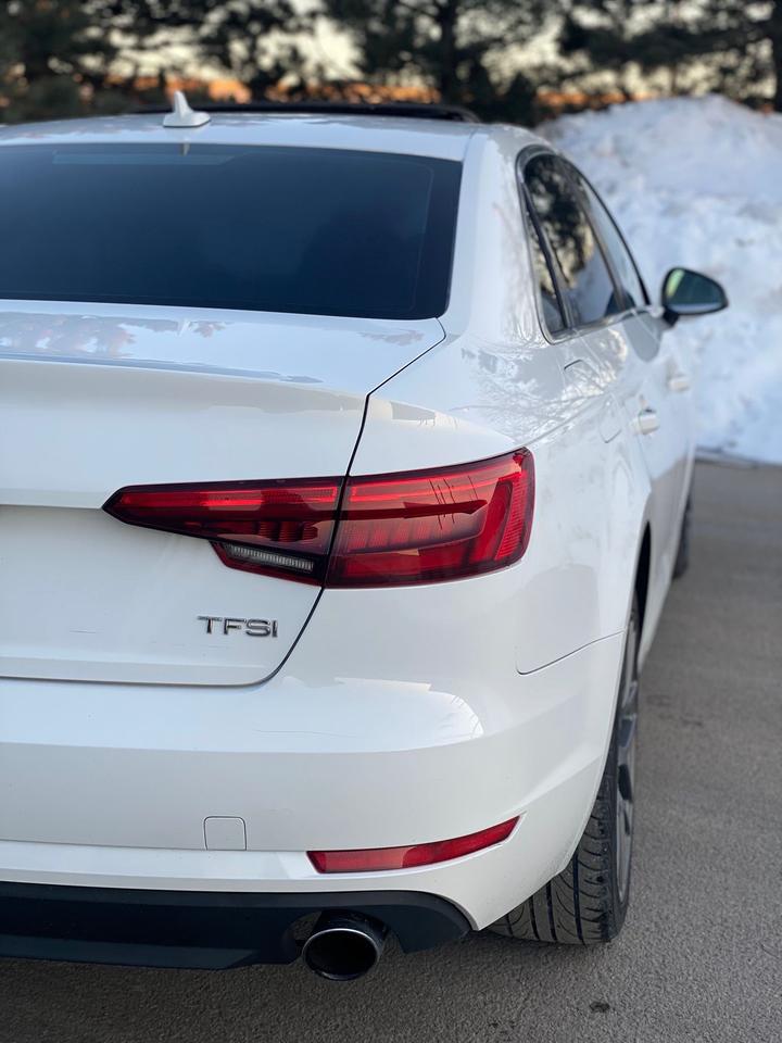 2017 Audi A4 Premium Photo