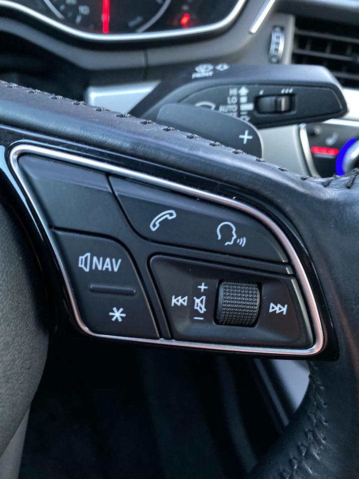 2017 Audi A4 Premium Photo