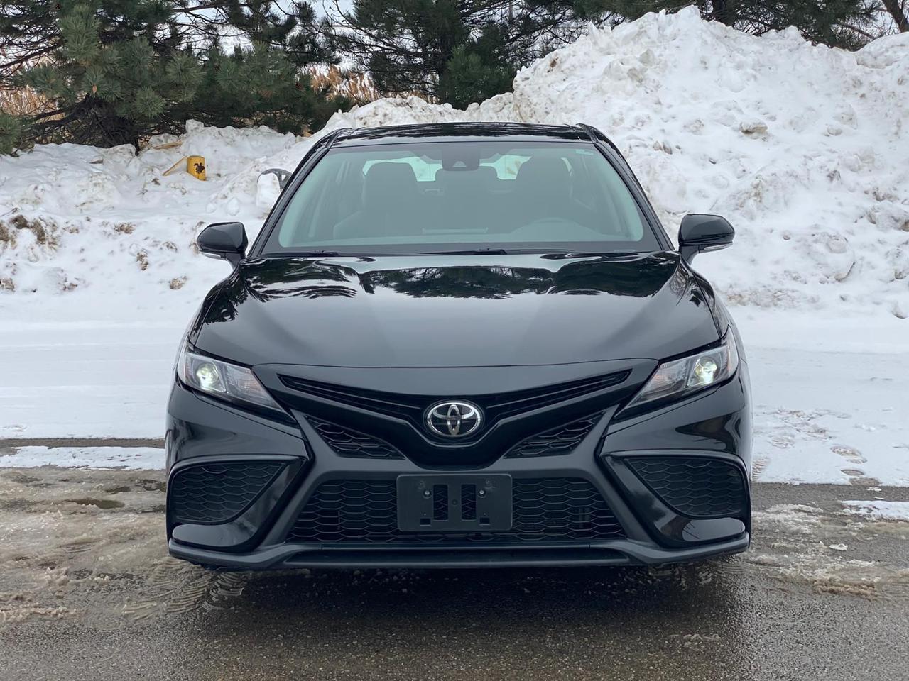 2024 Toyota Camry SE Nightshade Photo