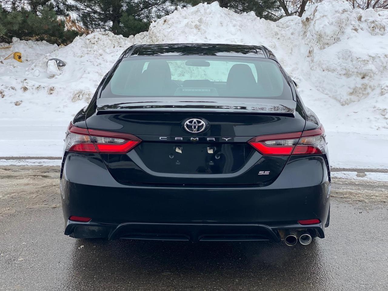 2024 Toyota Camry SE Nightshade Photo