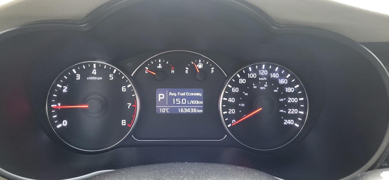 2014 Kia Rondo EX Photo3