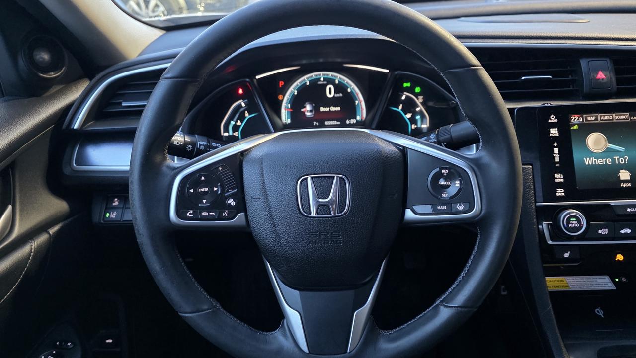 2018 Honda Civic Touring Photo