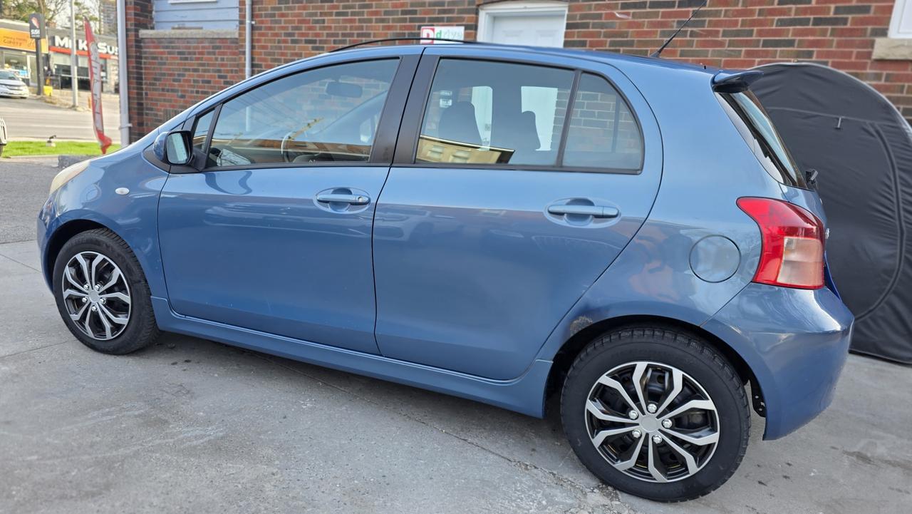 2006 Toyota Yaris RS Photo