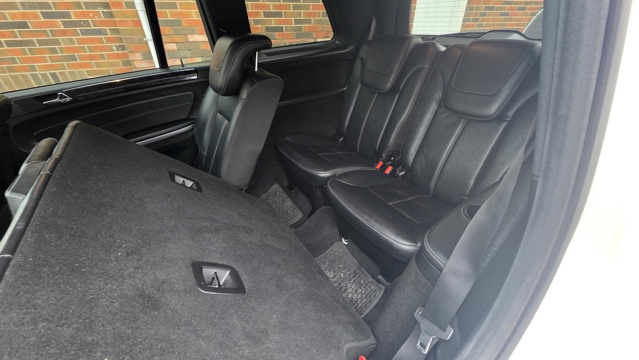 2012 Mercedes-Benz GL-Class GL350 Photo