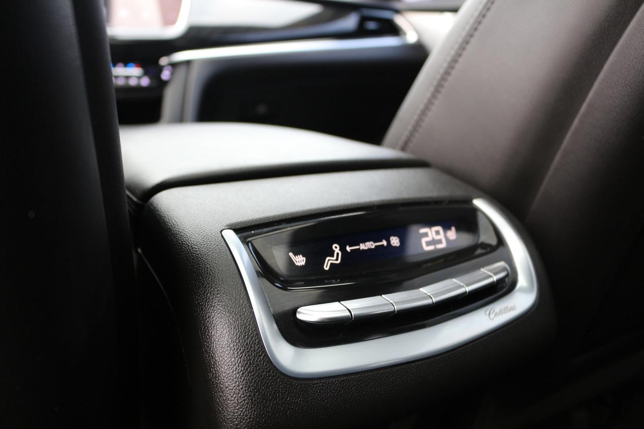 2020 Cadillac XT6 Premium Luxury Photo