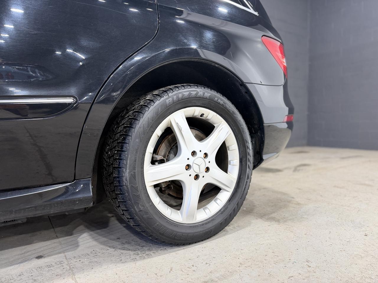 2012 Mercedes-Benz R-Class R350 BlueTEC Photo