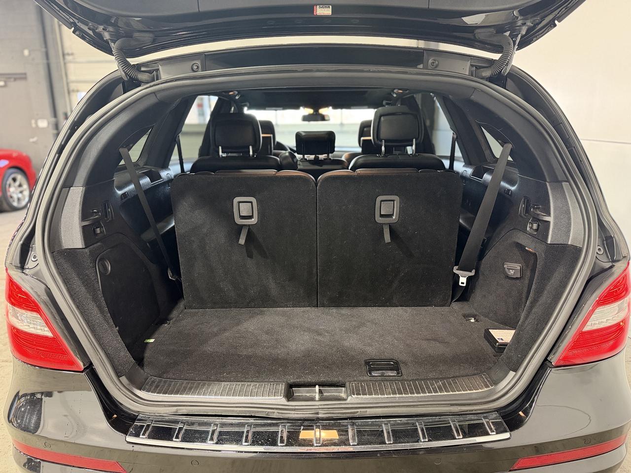 2012 Mercedes-Benz R-Class R350 BlueTEC Photo