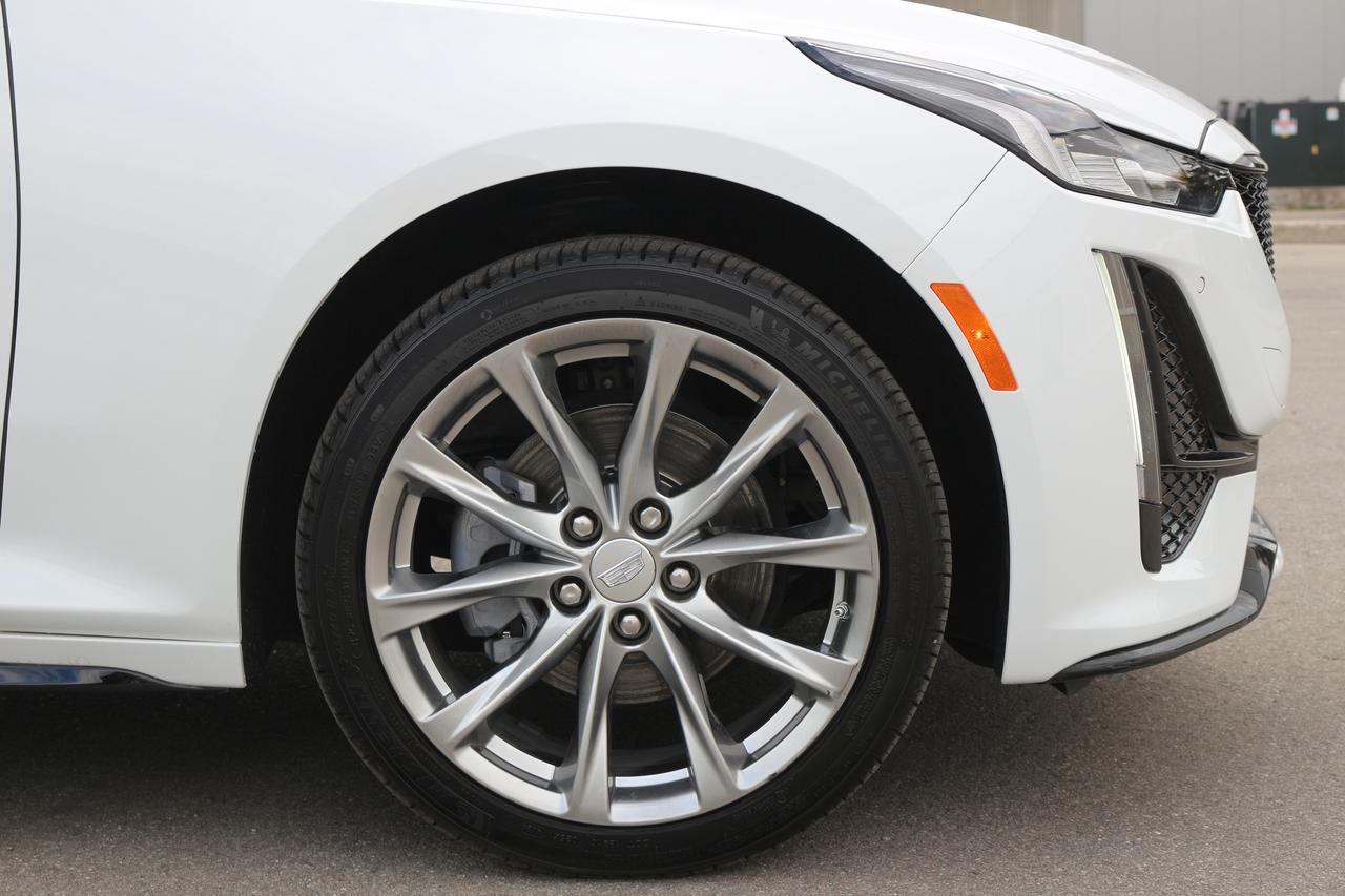 2023 Cadillac CT5 Sport Photo