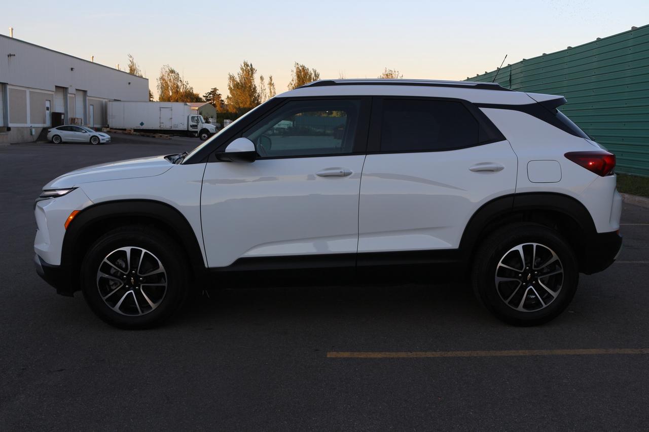 2024 Chevrolet TrailBlazer LT Photo3