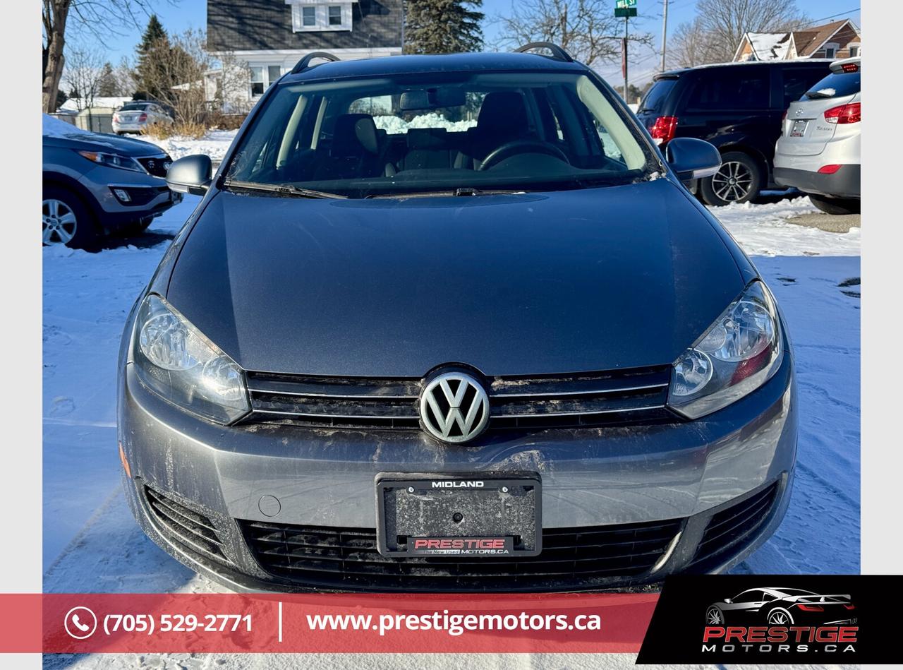 2010 Volkswagen Golf SportWagen Trendline Photo