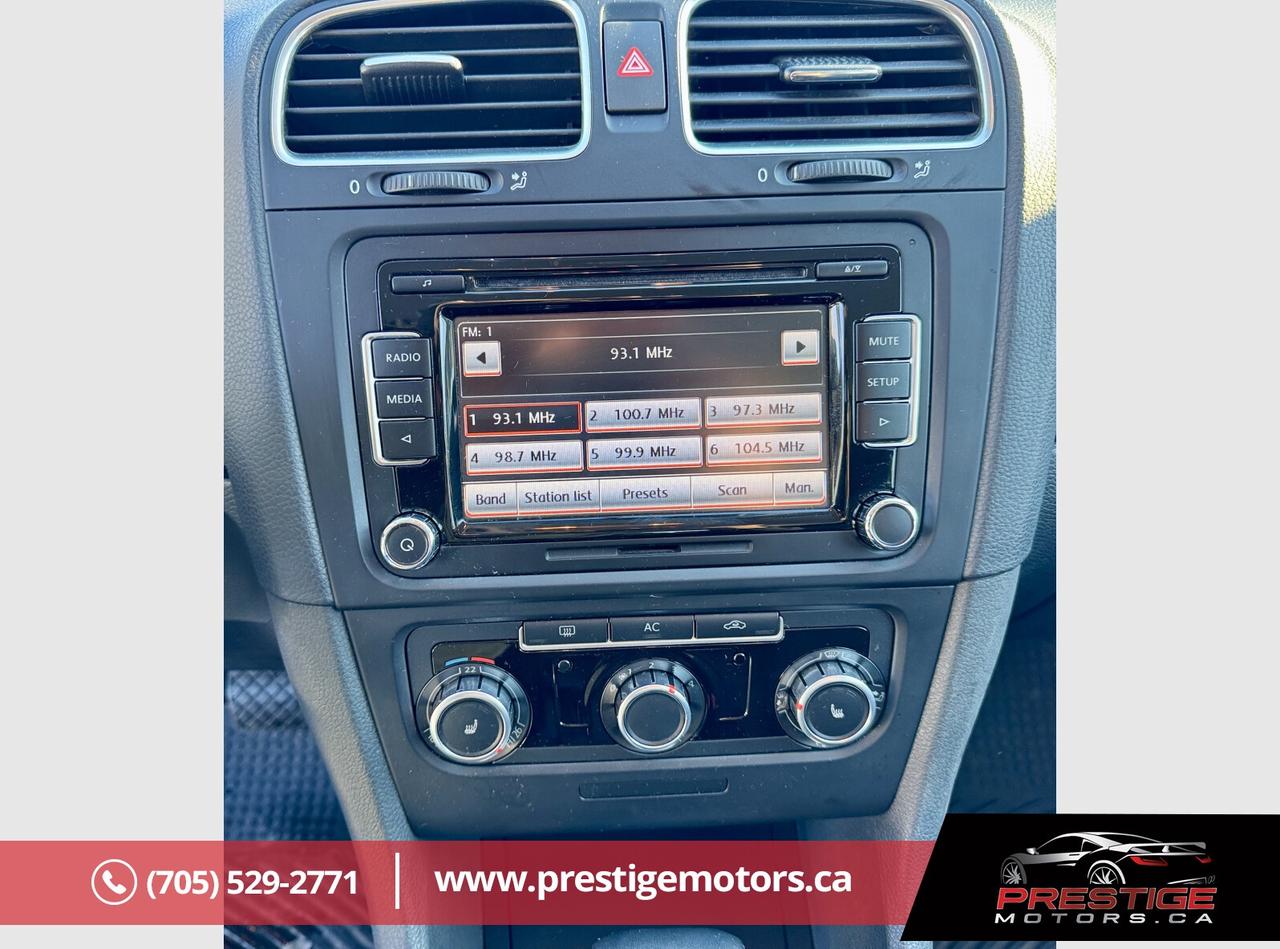 2010 Volkswagen Golf SportWagen Trendline Photo