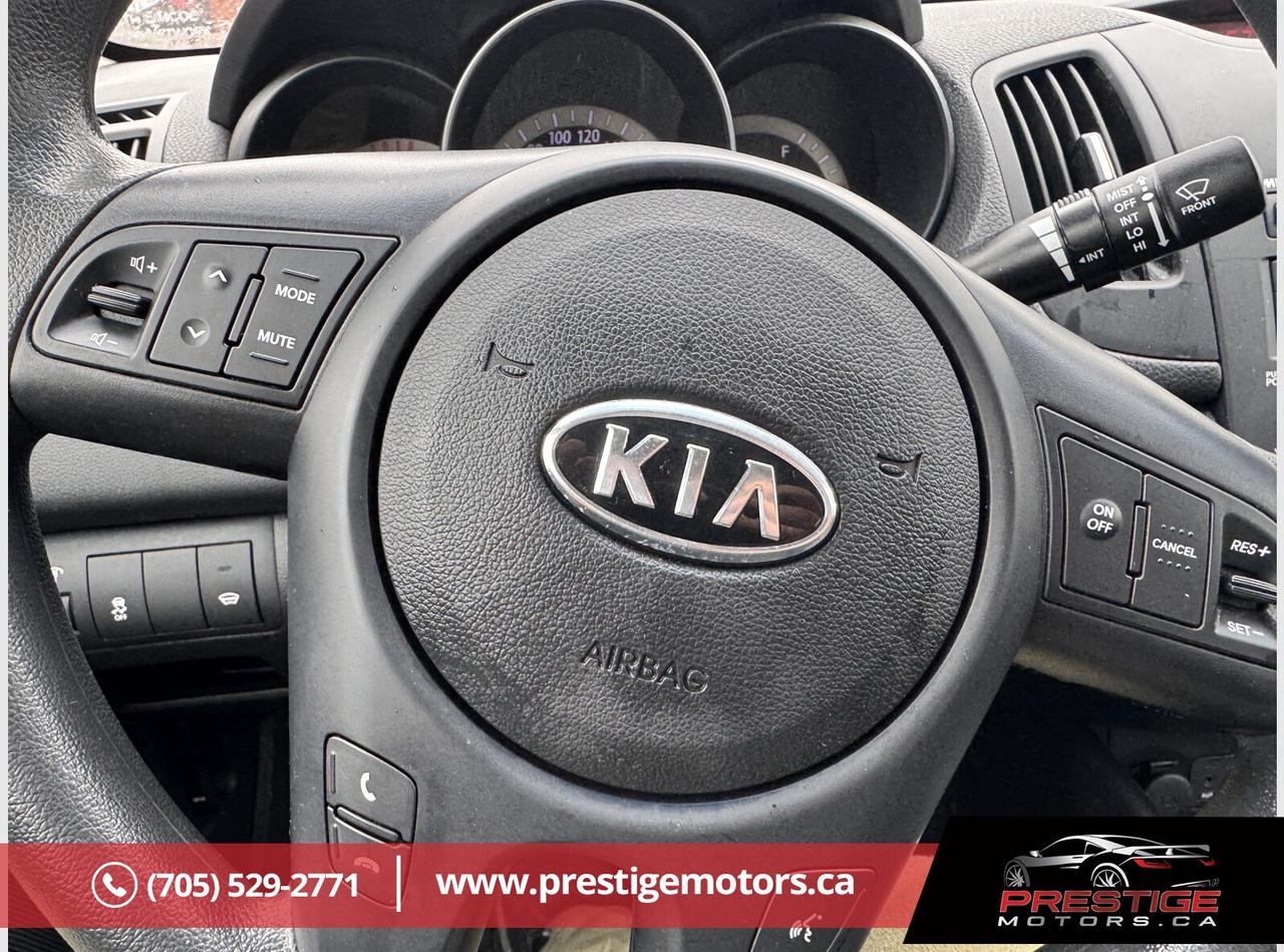 2012 Kia Forte EX Photo