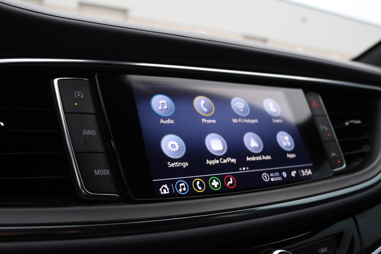 2024 Buick Enclave Essence Photo