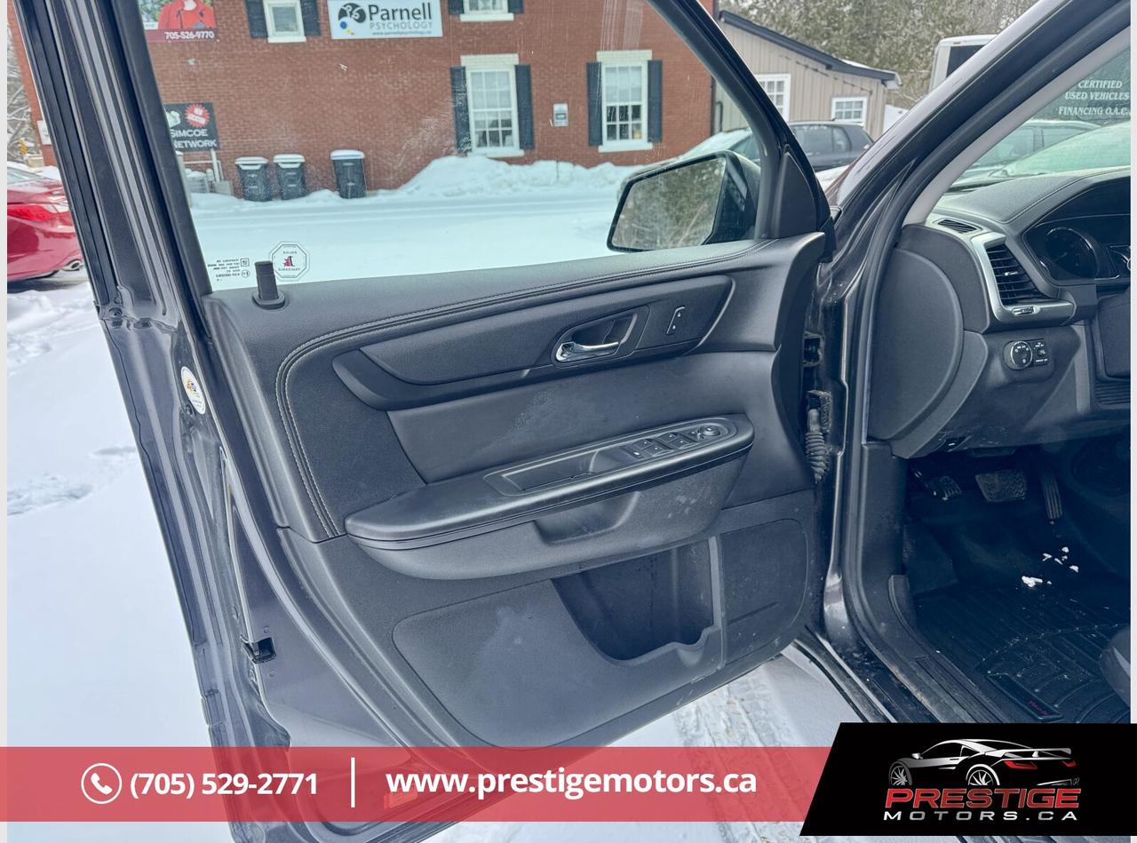 2015 GMC Acadia SLE2 Photo