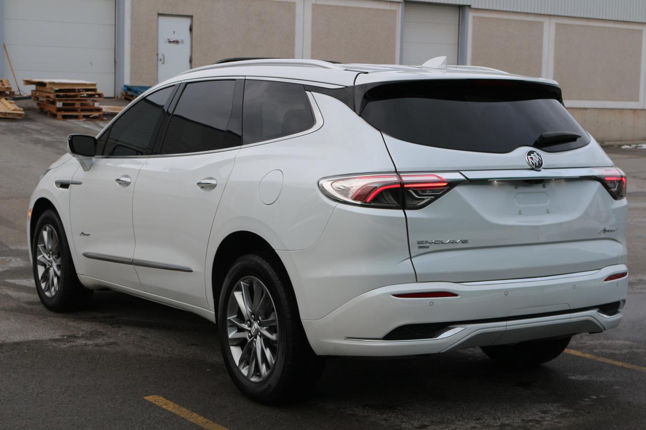 2023 Buick Enclave Avenir Photo