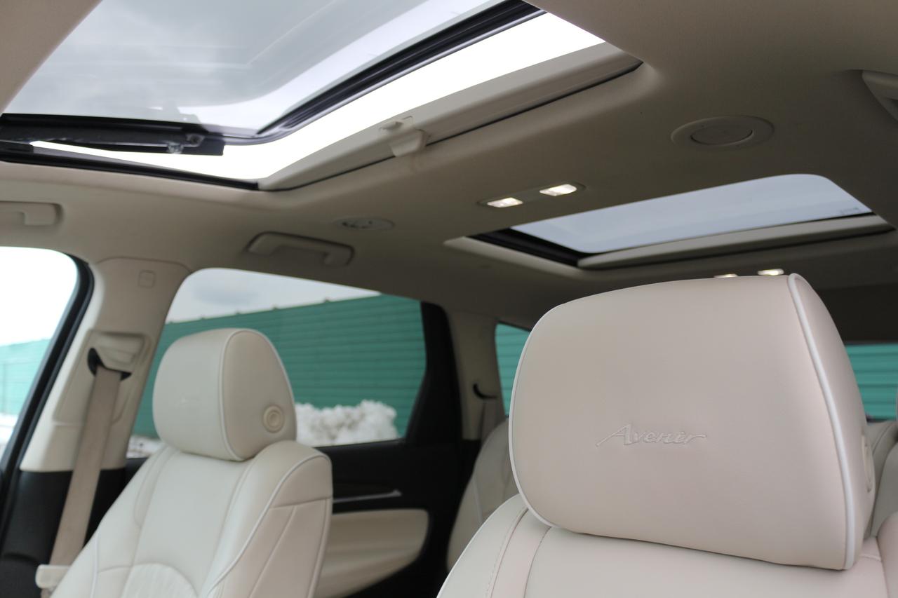 2023 Buick Enclave Avenir Photo