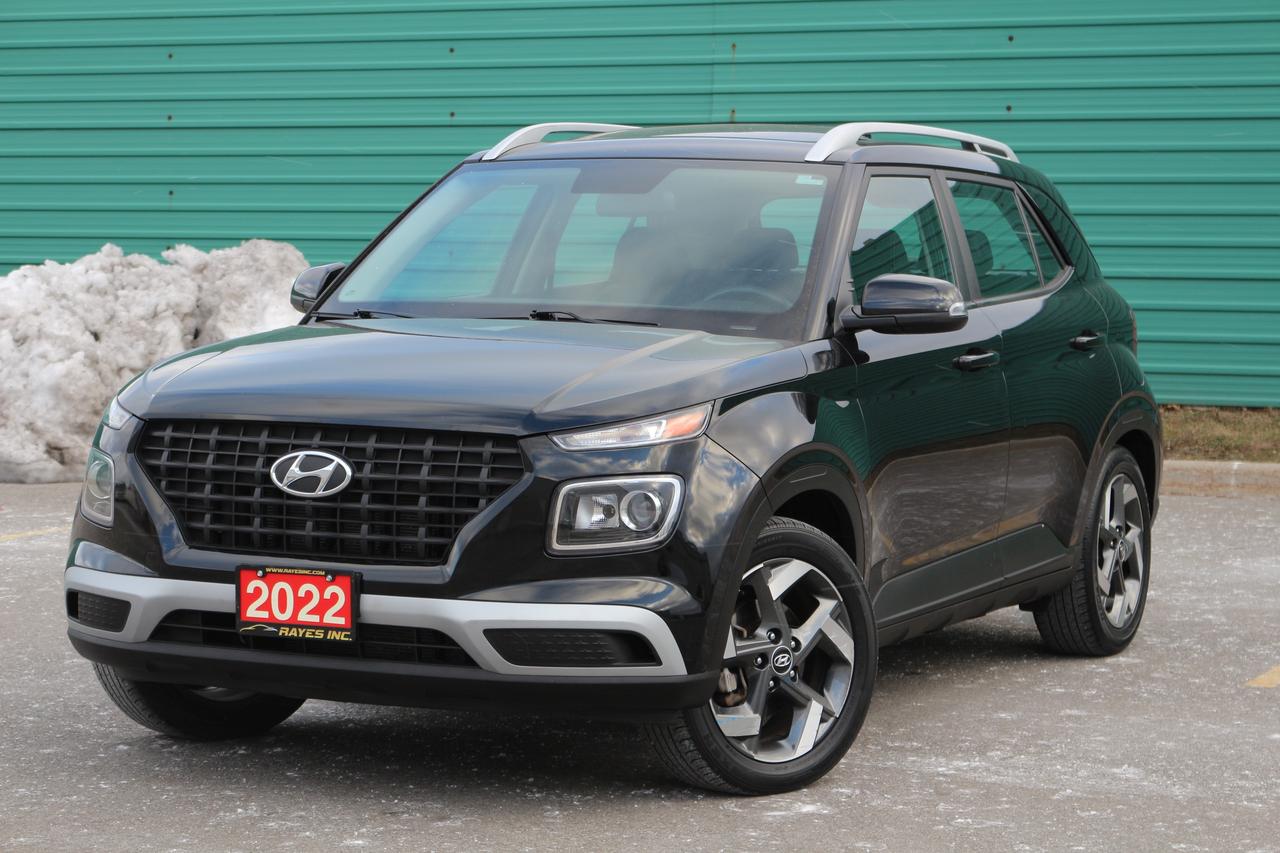2022 Hyundai Venue SEL Photo