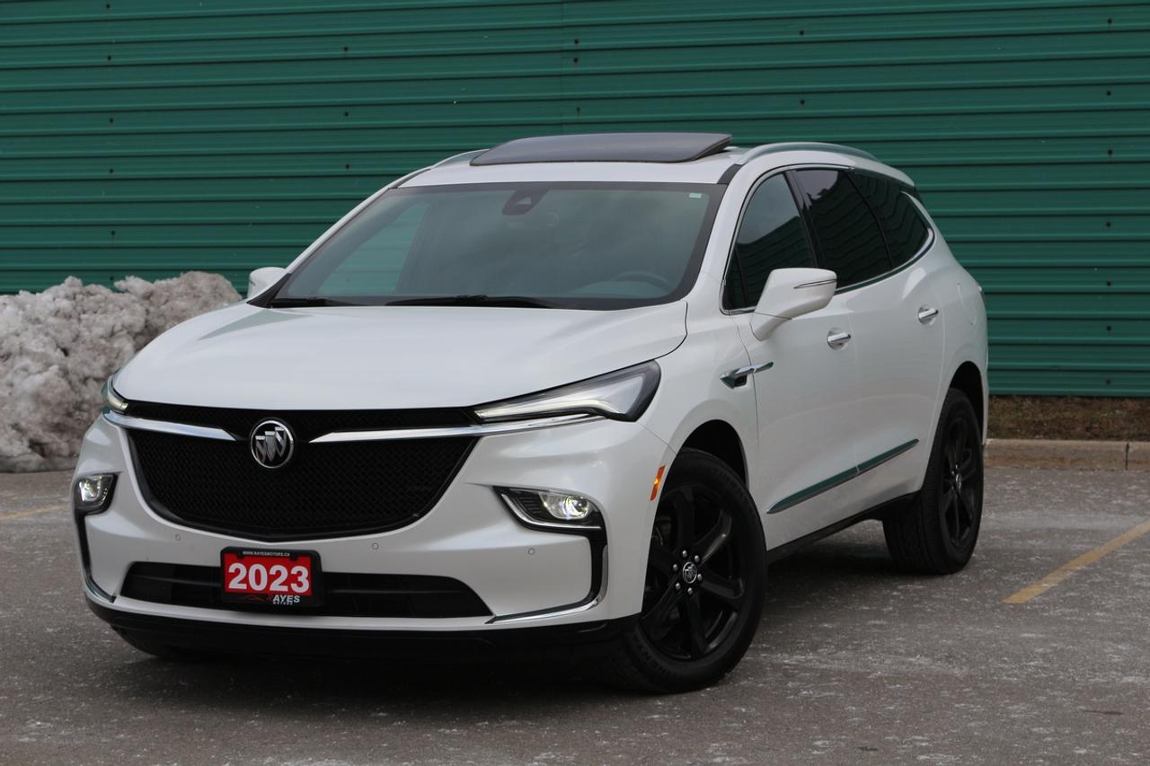 2023 Buick Enclave Essence Photo2
