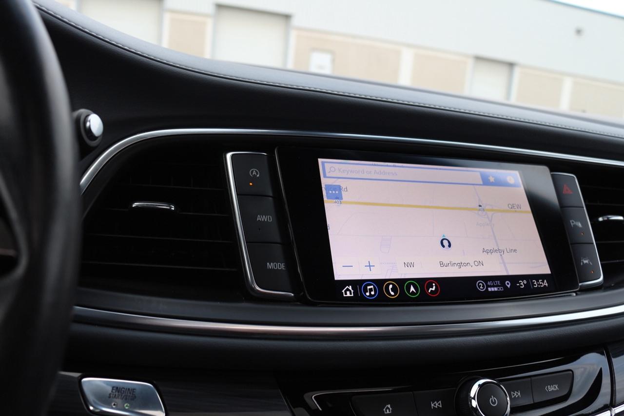 2023 Buick Enclave Essence Photo