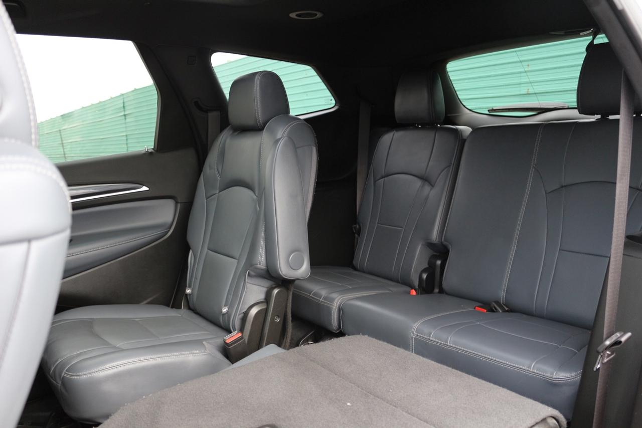 2023 Buick Enclave Essence Photo