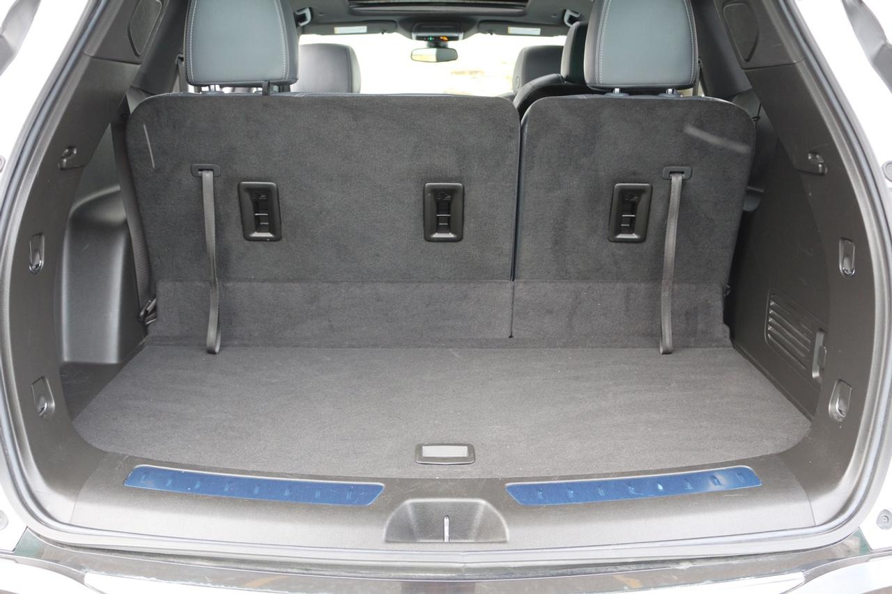 2023 Buick Enclave Essence Photo