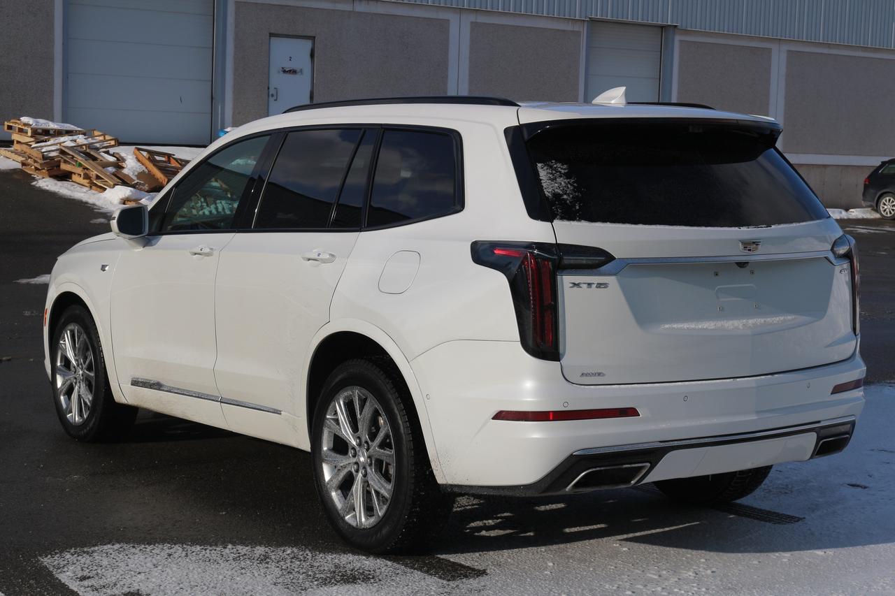 2020 Cadillac XT6 Platinium Sport Photo