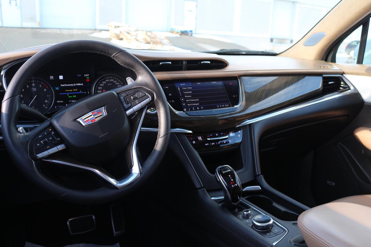 2020 Cadillac XT6 Platinium Sport Photo