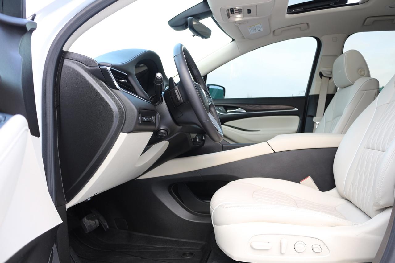 2023 Buick Enclave Avenir Photo