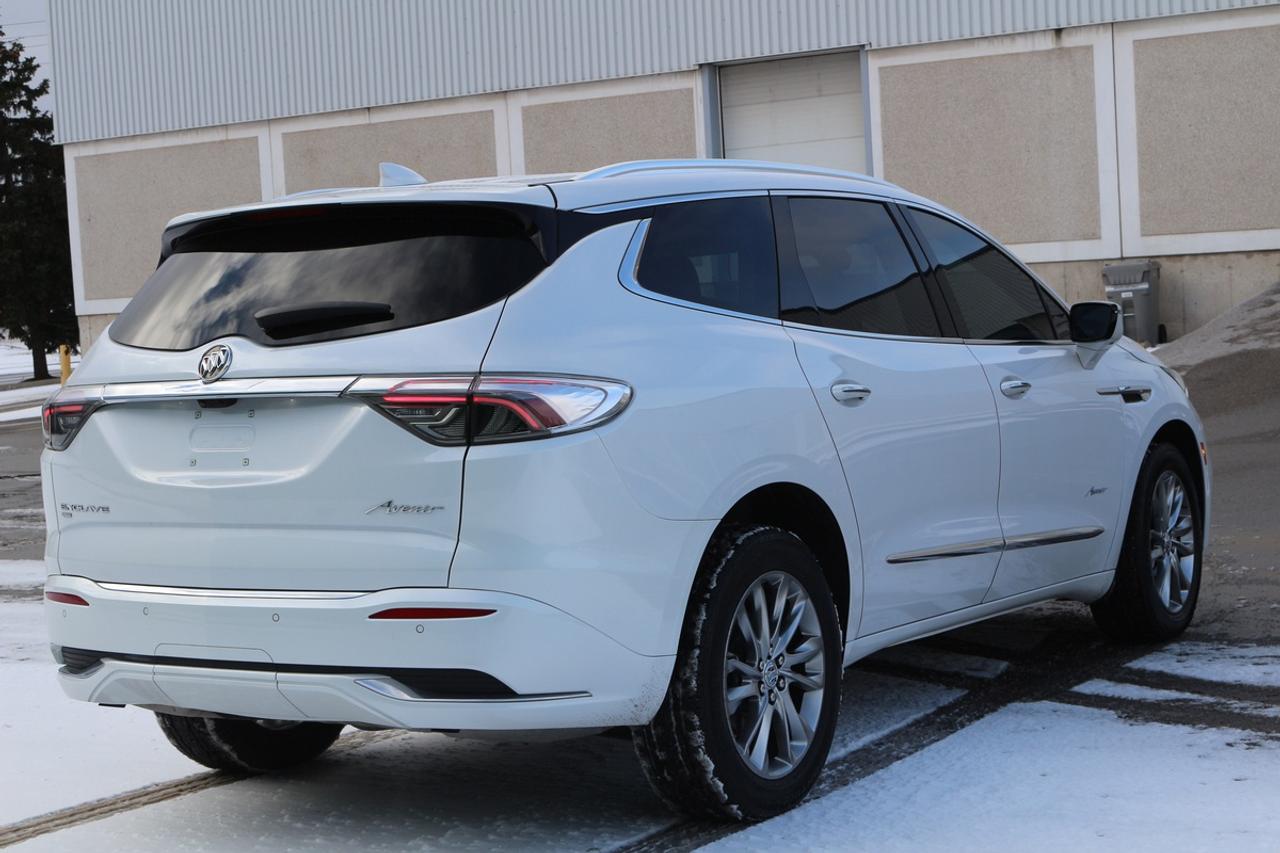 2023 Buick Enclave Avenir Photo