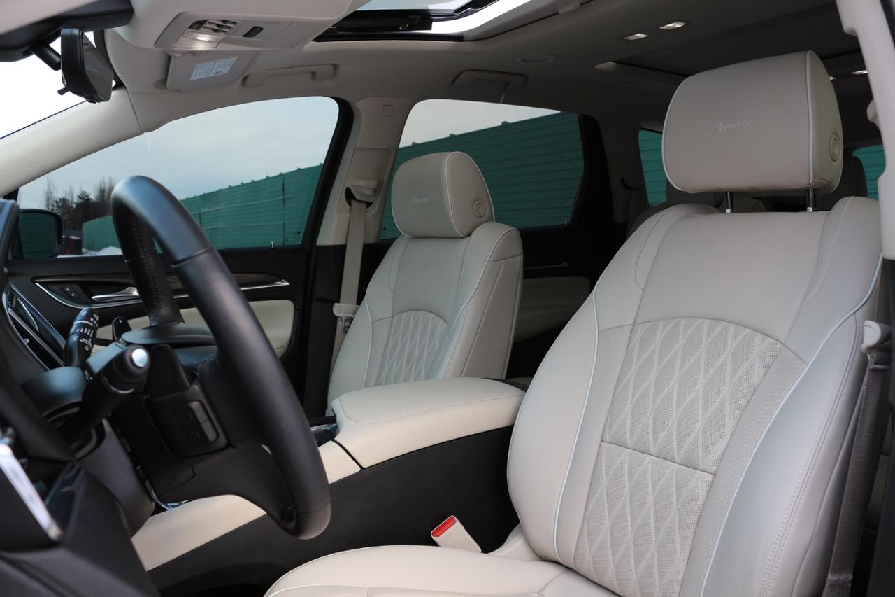 2023 Buick Enclave Avenir Photo