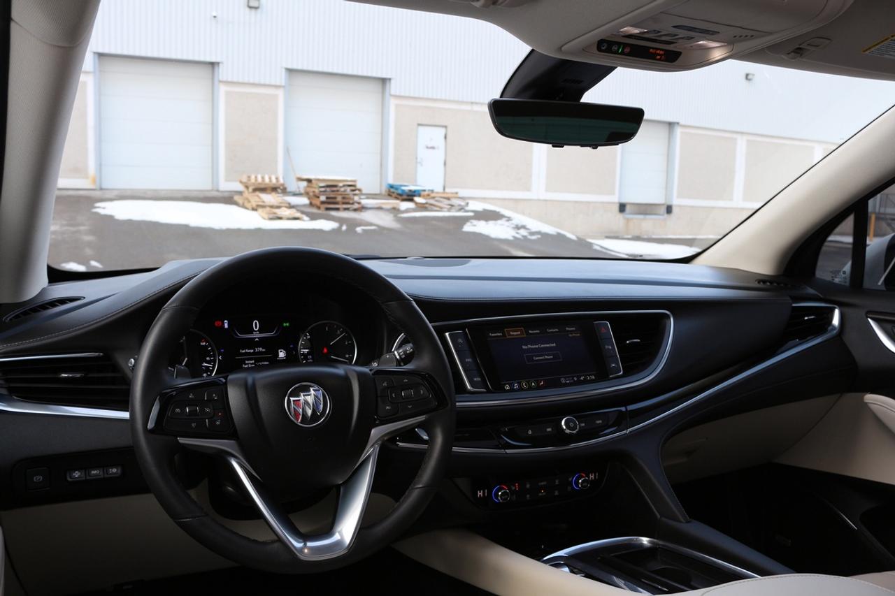 2023 Buick Enclave Avenir Photo