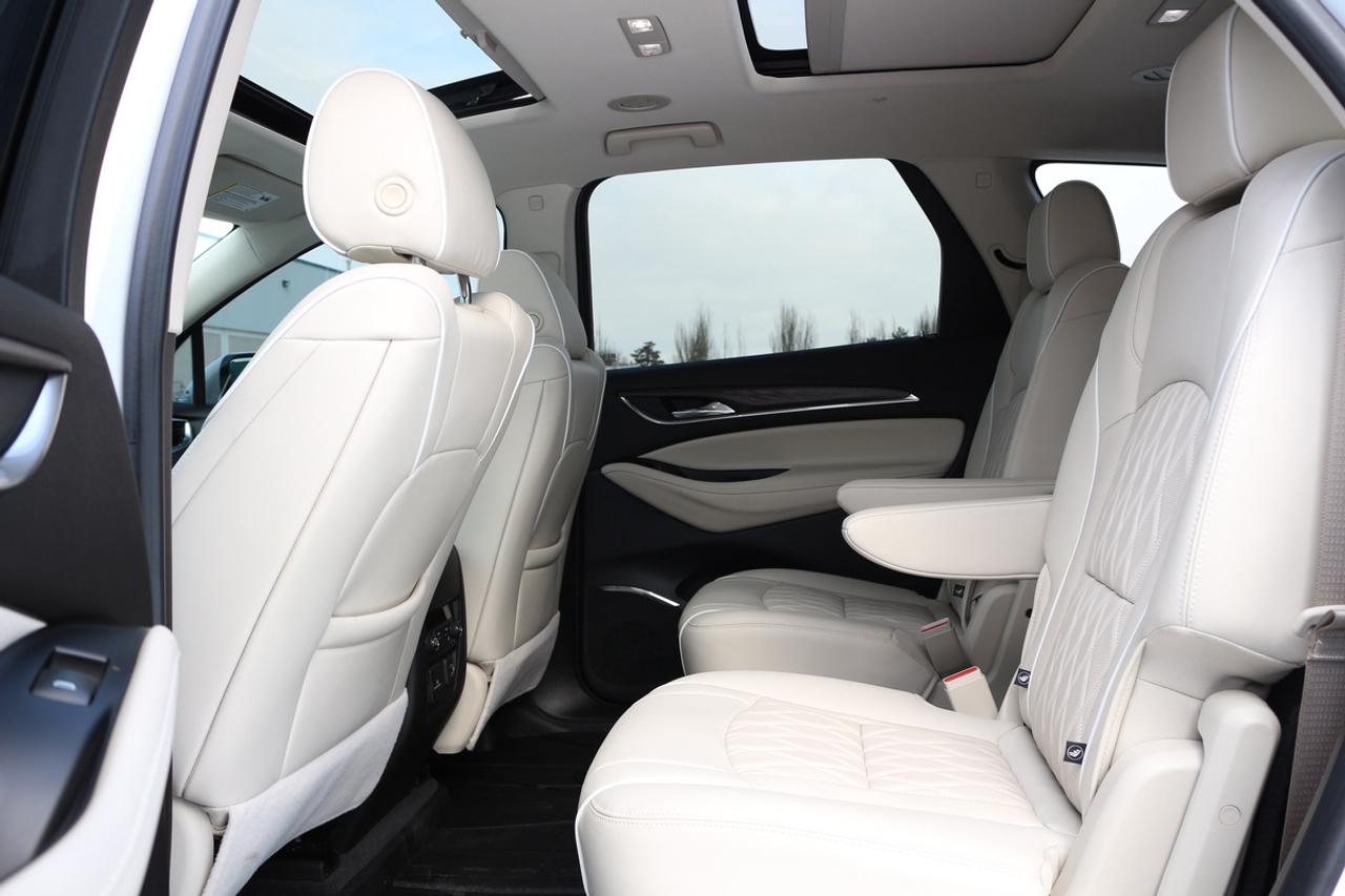 2023 Buick Enclave Avenir Photo