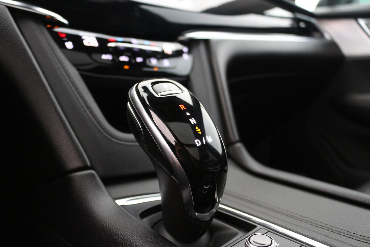 2020 Cadillac XT6 Sport Photo