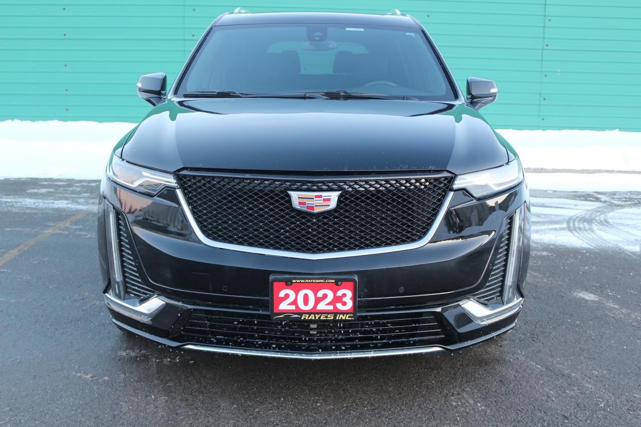 2023 Cadillac XT6 Luxury Photo