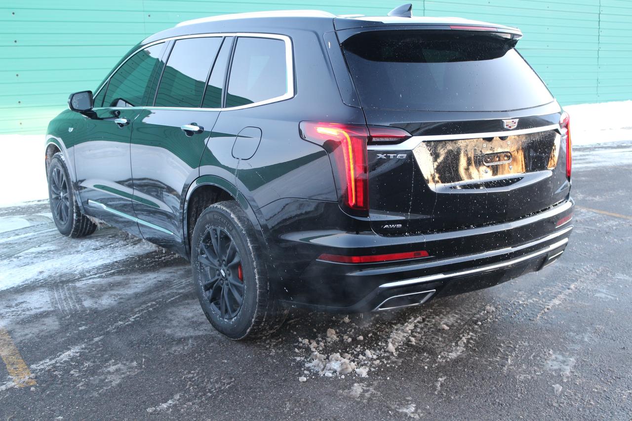2023 Cadillac XT6 Luxury Photo