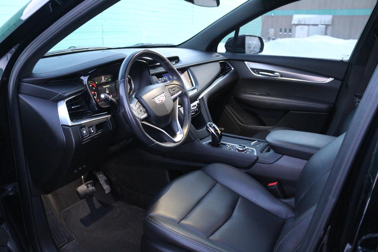 2023 Cadillac XT6 Luxury Photo