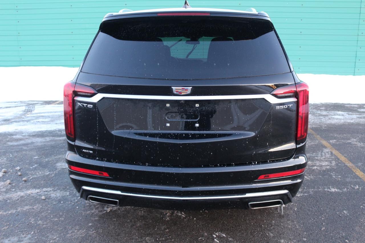 2023 Cadillac XT6 Luxury Photo