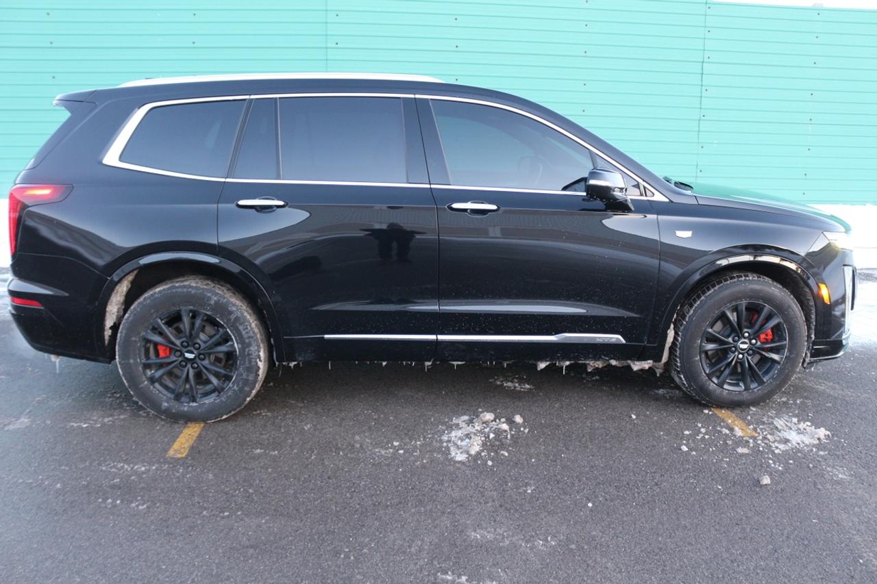 2023 Cadillac XT6 Luxury Photo