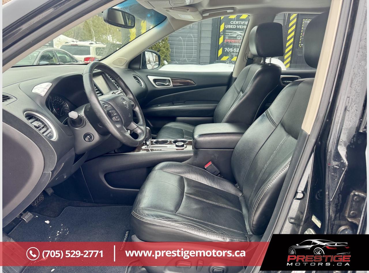 2013 Nissan Pathfinder SV Photo