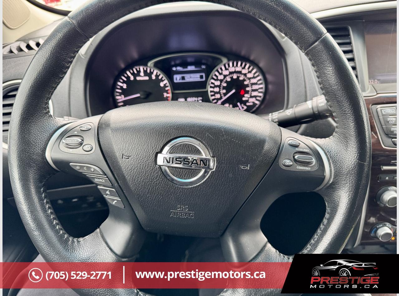 2013 Nissan Pathfinder SV Photo