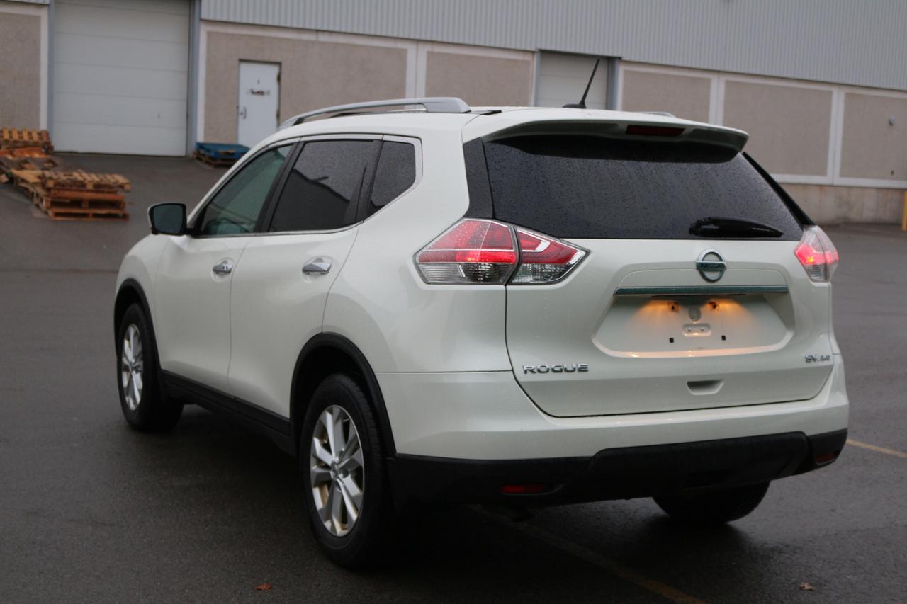 2016 Nissan Rogue SL Photo