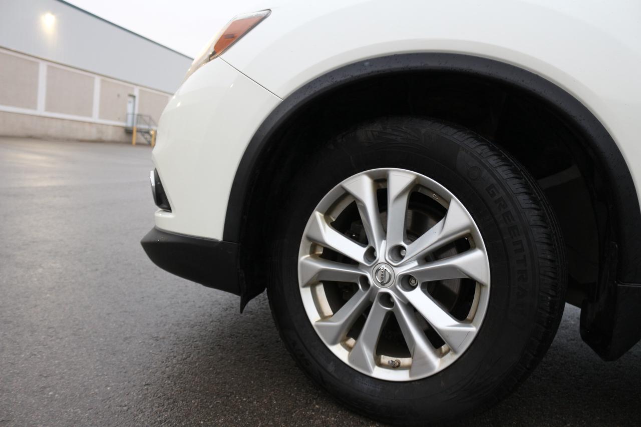 2016 Nissan Rogue SL Photo