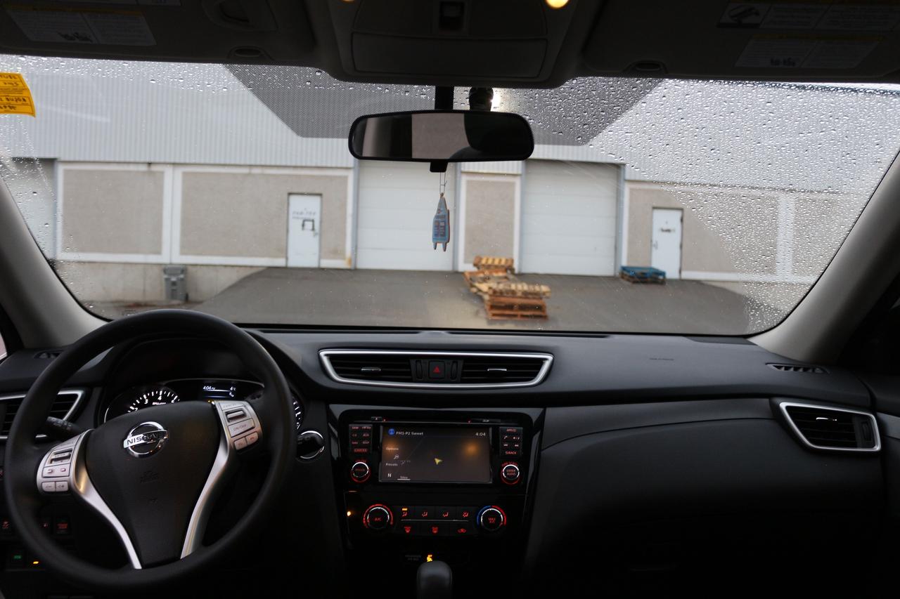 2016 Nissan Rogue SL Photo