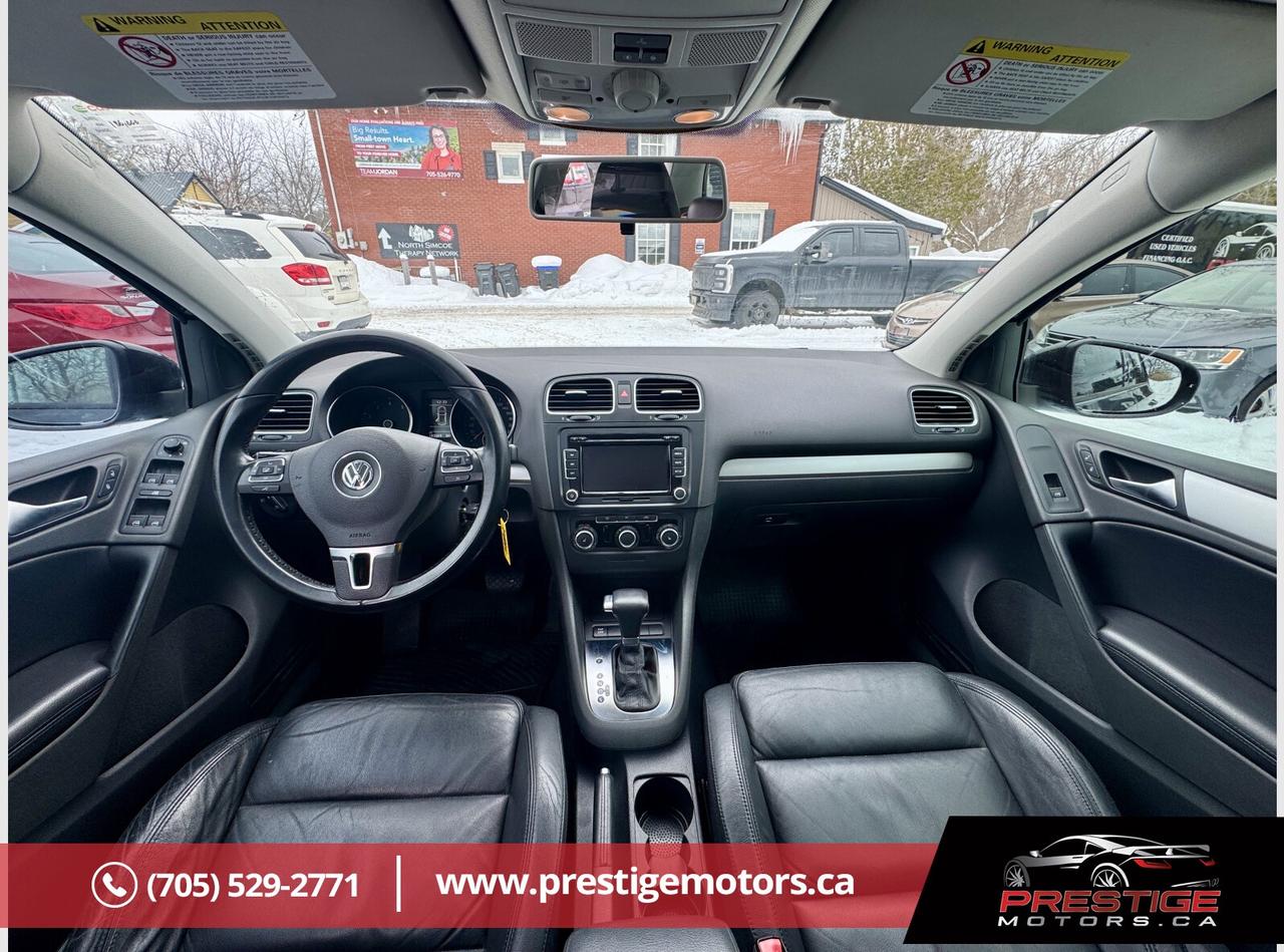 2010 Volkswagen Golf  Photo