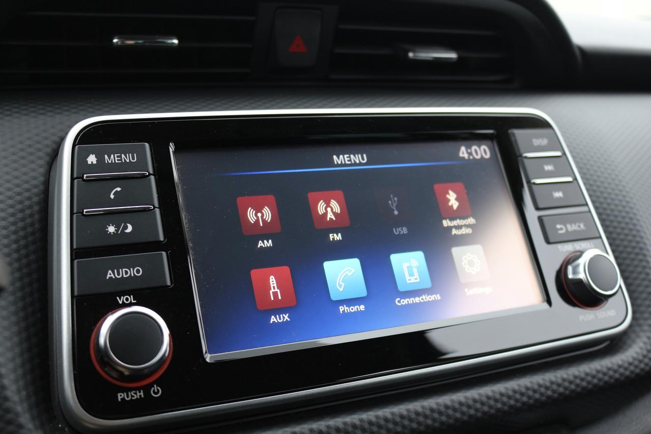 2024 Nissan Kicks S Photo