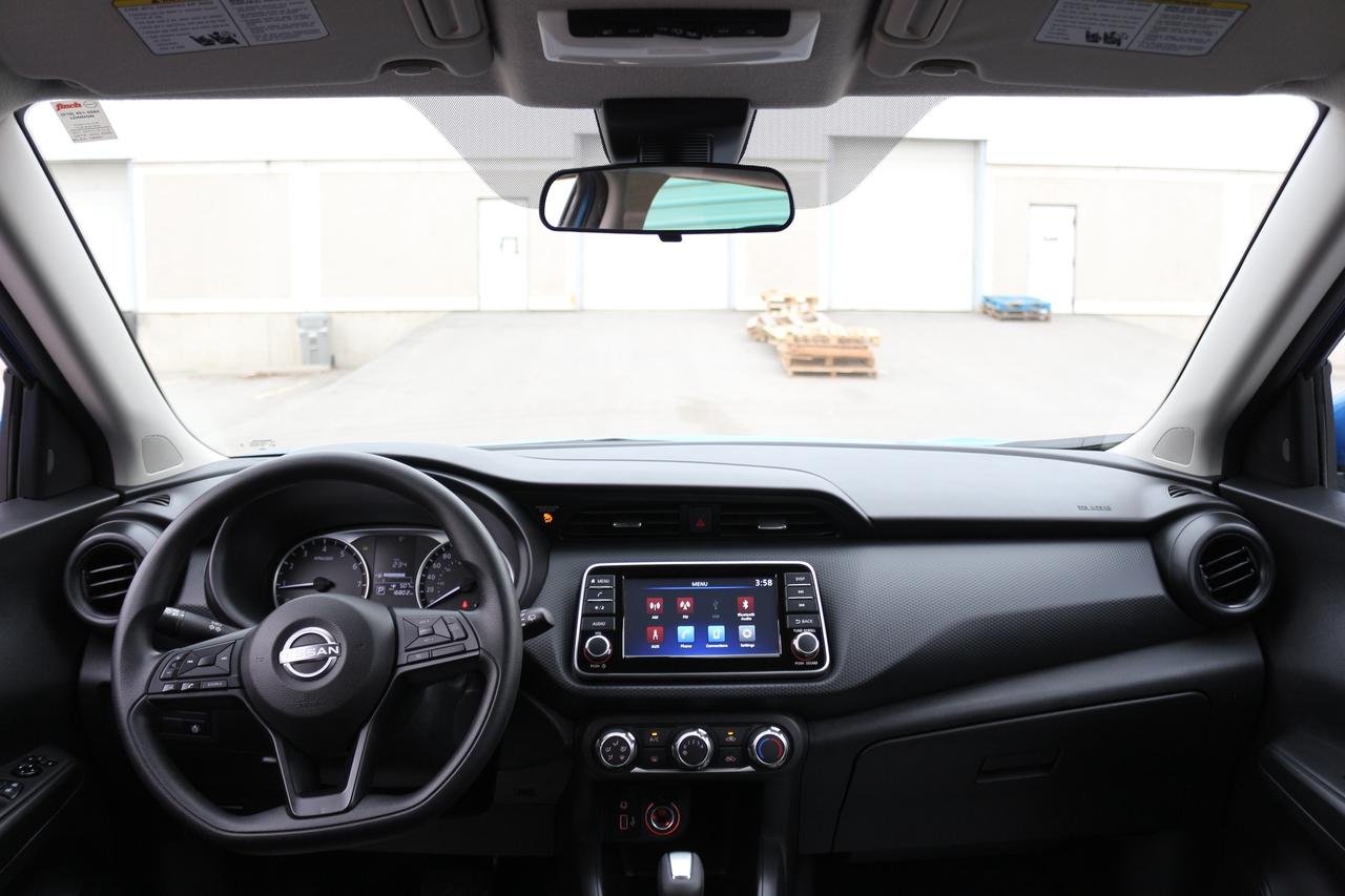 2024 Nissan Kicks S Photo